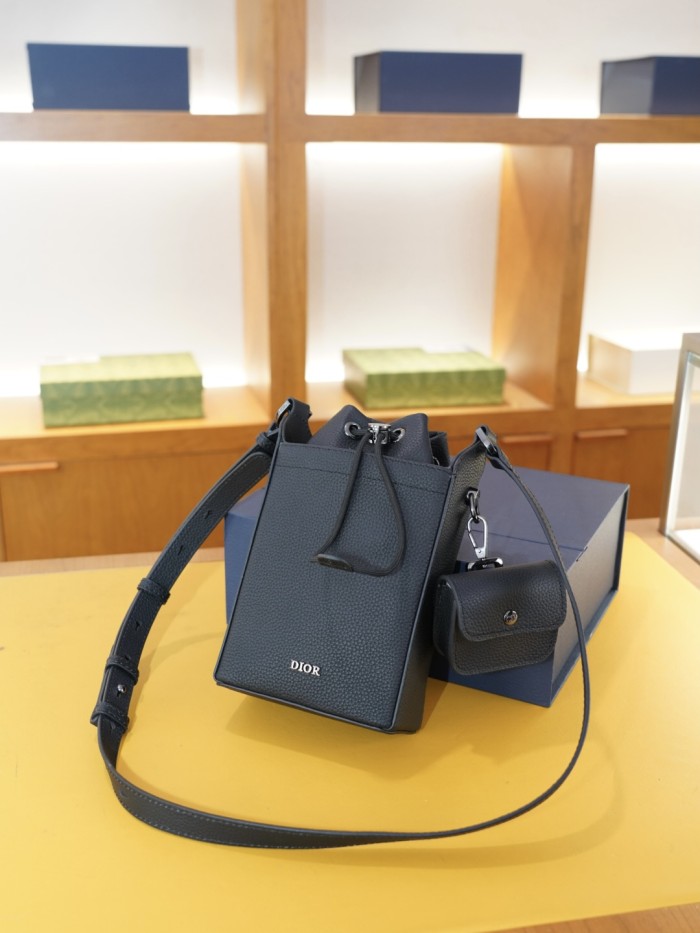 使い勝手良し ディオール コピー 2026SS メンズ ショルダーバック