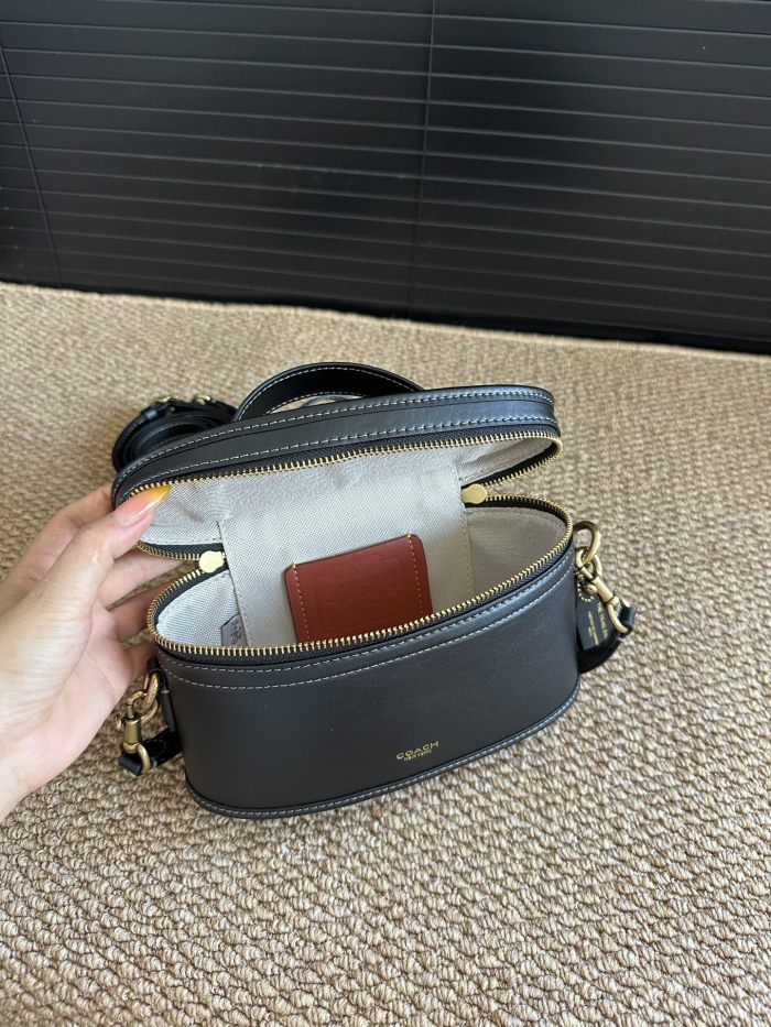 超奇跡の入荷☆ コーチ n級品 2026SS レディース ショルダーバッグ