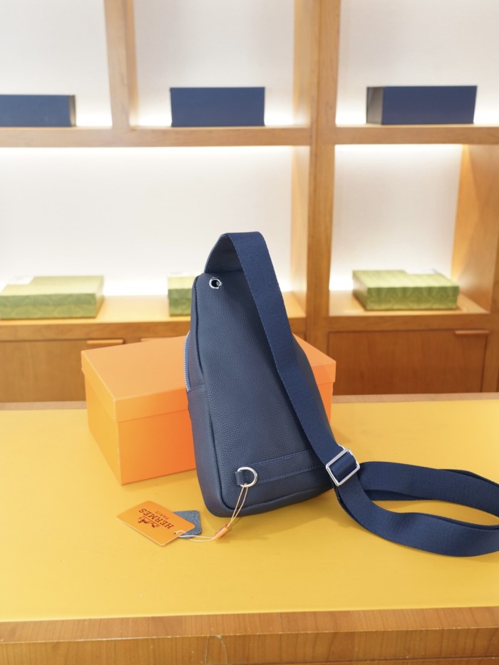 使い勝手良し エルメス n級品 2026SSメンズ ショルダーバック