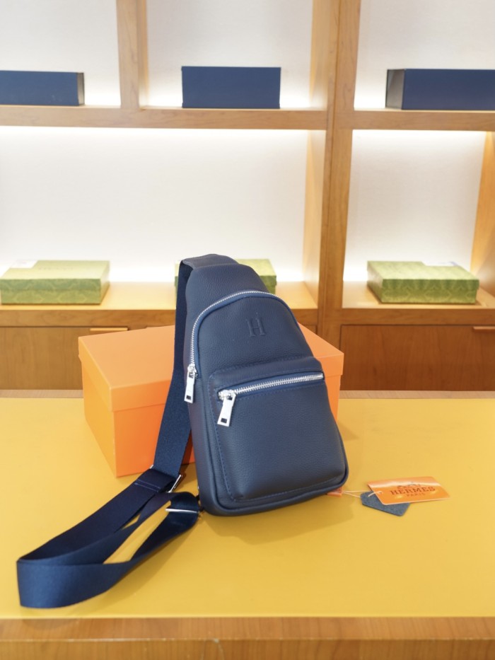 使い勝手良し エルメス n級品 2026SSメンズ ショルダーバック