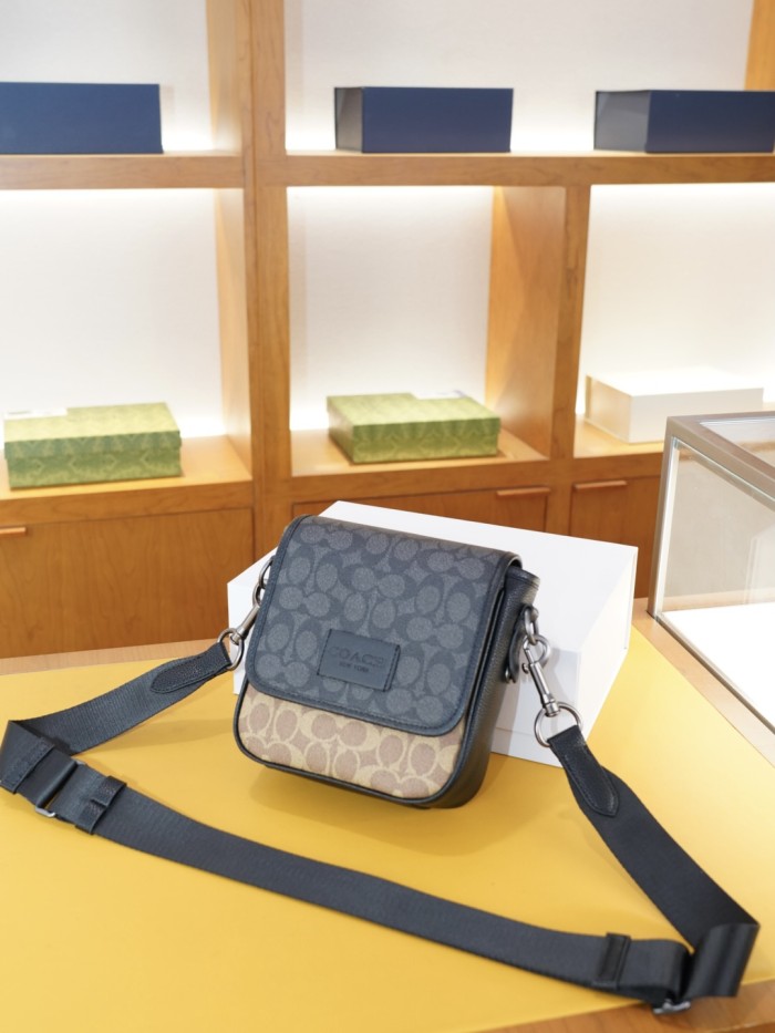【話題商品！】 コーチ コピーおすすめ 2026SS メンズ ショルダーバッグ