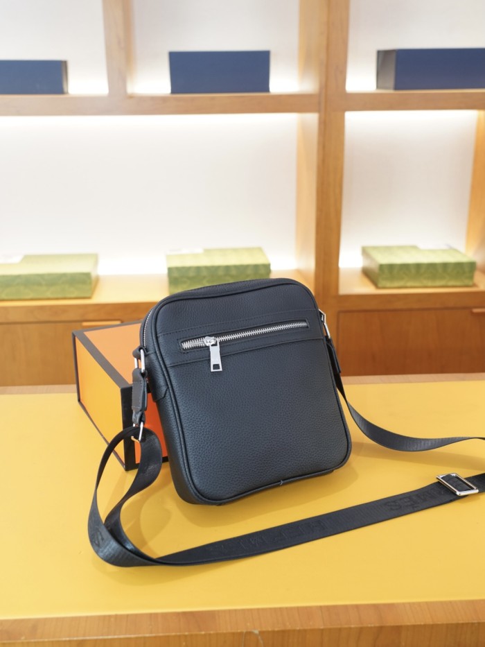 稀少 エルメス コピーおすすめ 2026SSメンズ ショルダーバック