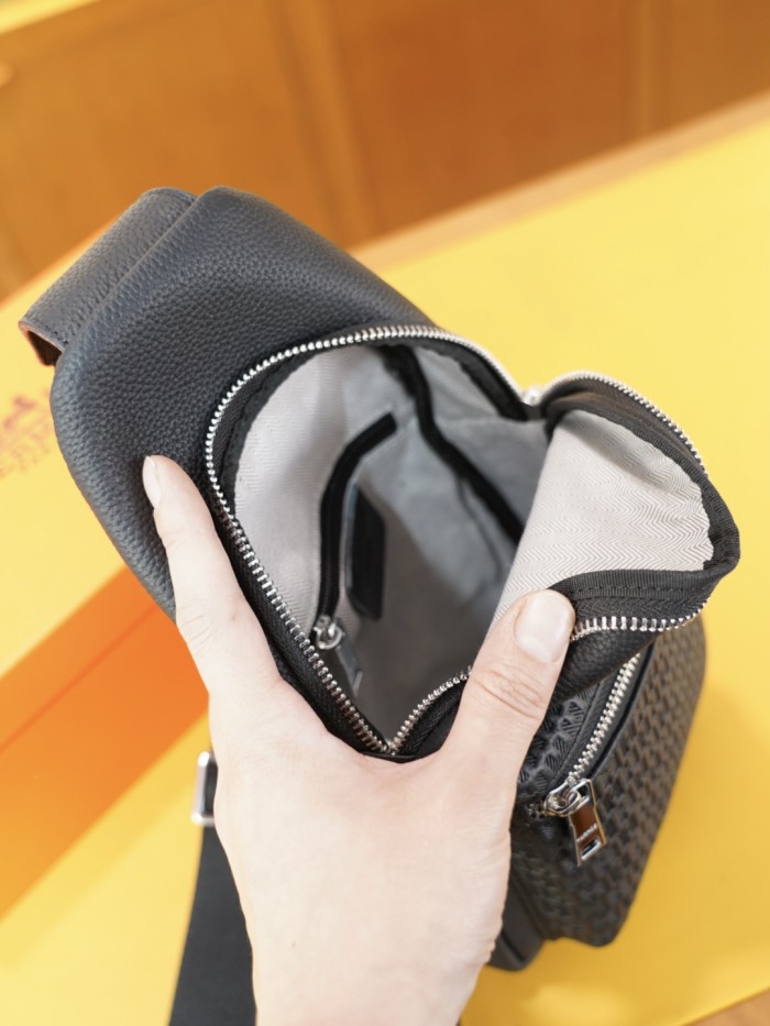 日本未入荷 エルメス コピーおすすめ 2026SSメンズ ショルダーバック