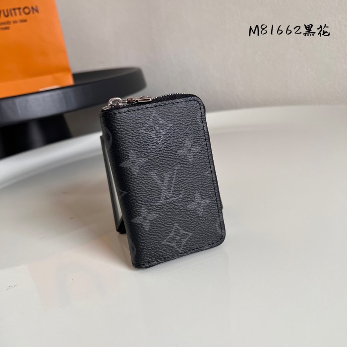 入手困難 ルイヴィトン n級品 2026SS メンズ 短財布