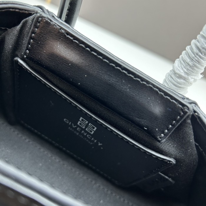 追跡付 ジバンシィ n級品 2026SS レディース ショルダーバック