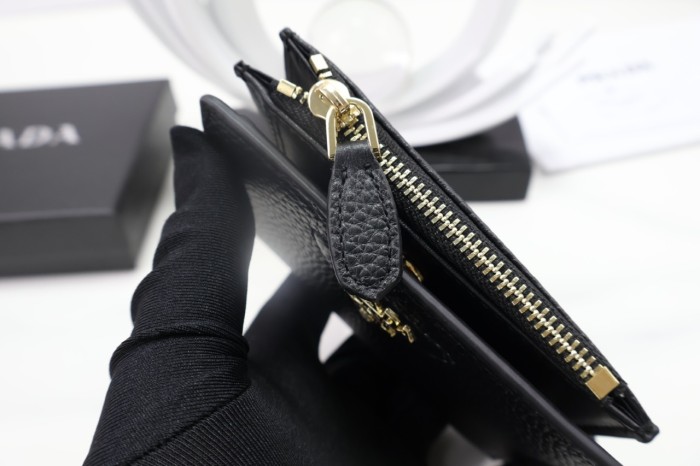 超奇跡の入荷☆ プラダ n級品 2026SS レディース 短財布