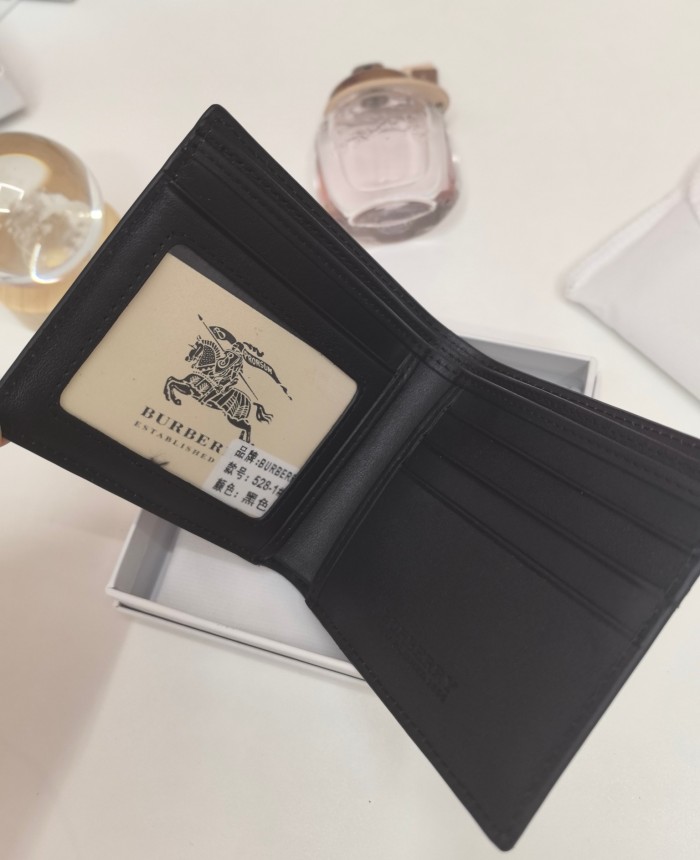 超話題! バーバリー スーパーコピー 2026SS 短財布
