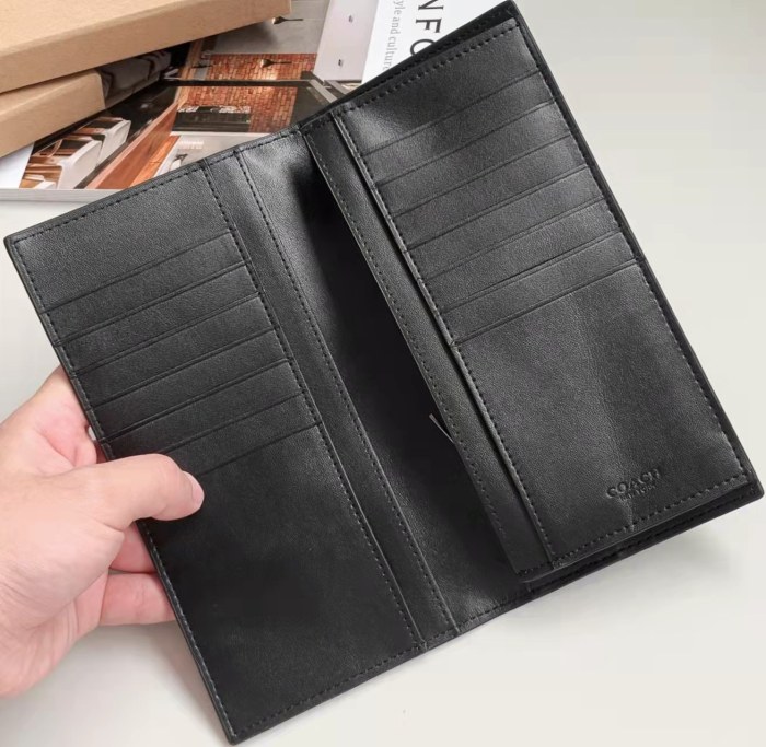 一目惚れ♪ コーチ 激安通販 2026SS メンズ 長財布