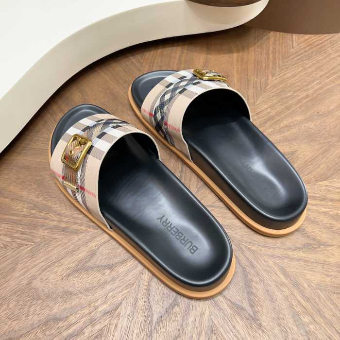 超奇跡の入荷☆ バーバリー n級品 2026SS メンズ サンダル