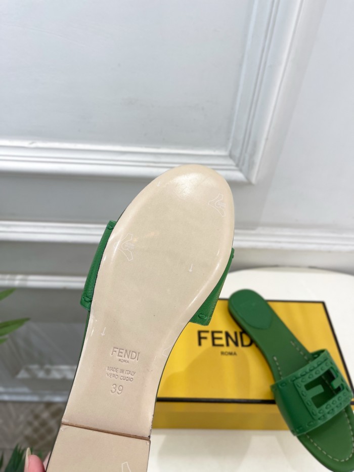超奇跡の入荷☆ フェンディ 激安通販 2026SS レディース 透かしスリッパ