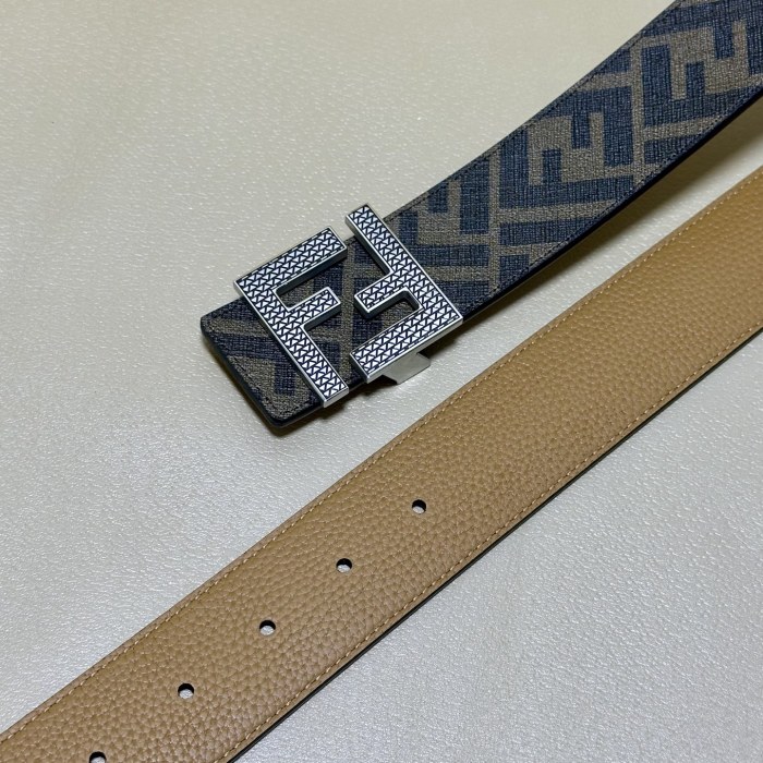 ★超人気 Fendi フェンディ 激安偽物 2026SS メンズ ベルト