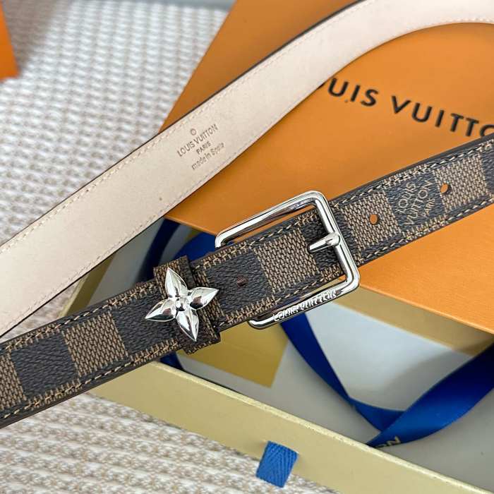 追跡付 Louis Vuittonルイヴィトン n級品 2026SS レディース ベルト