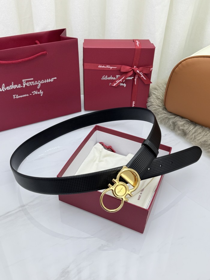 高品質 Ferragamoフェラガモ 激安偽物 2026SS ベルト