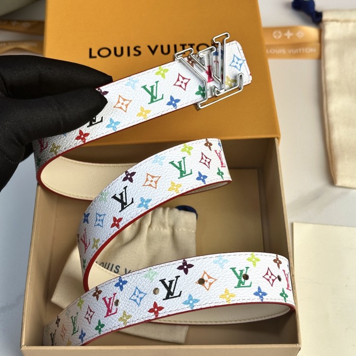 超話題! Louis Vuittonルイヴィトン n級品 2026SS レディース ベルト