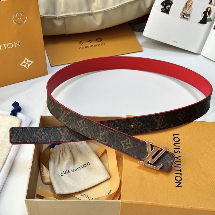 超話題! Louis Vuittonルイヴィトン n級品 2026SS レディース ベルト