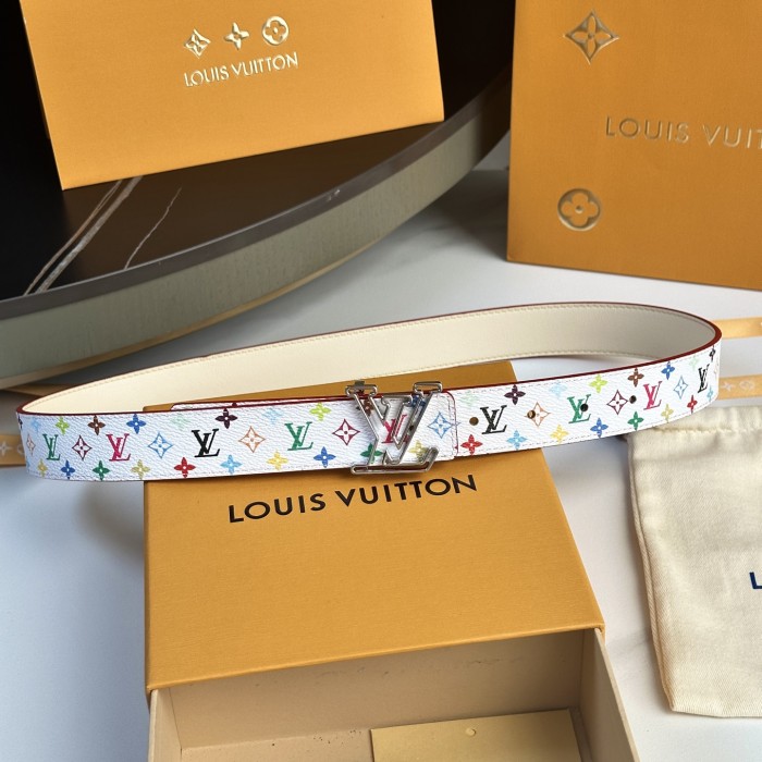 超話題! Louis Vuittonルイヴィトン n級品 2026SS レディース ベルト
