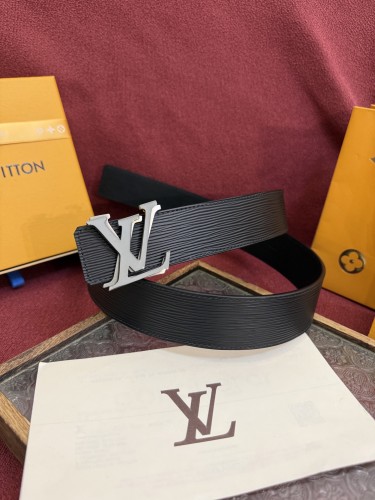 日本未入荷 Louis Vuittonルイヴィトン コピーおすすめ 2026SSメンズ ベルト