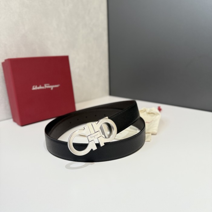 追跡付 Ferragamoフェラガモ 激安偽物 2026SS ベルト