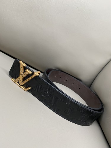 追跡付 Louis Vuittonルイヴィトン コピー 2026SS メンズ ベルト