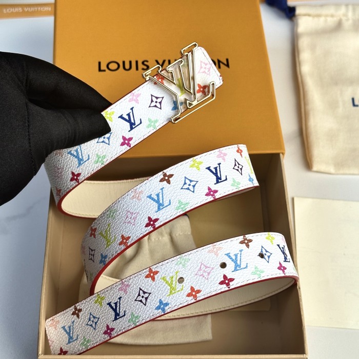 高品質 Louis Vuittonルイヴィトン 激安偽物 2026SS レディース ベルト