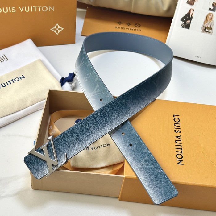入手困難 Louis Vuittonルイヴィトン スーパーコピー 2026SSメンズ ベルト