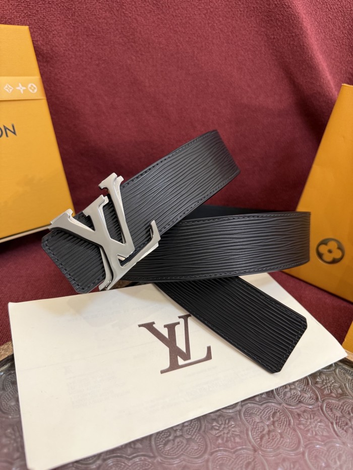 日本未入荷 Louis Vuittonルイヴィトン コピーおすすめ 2026SSメンズ ベルト