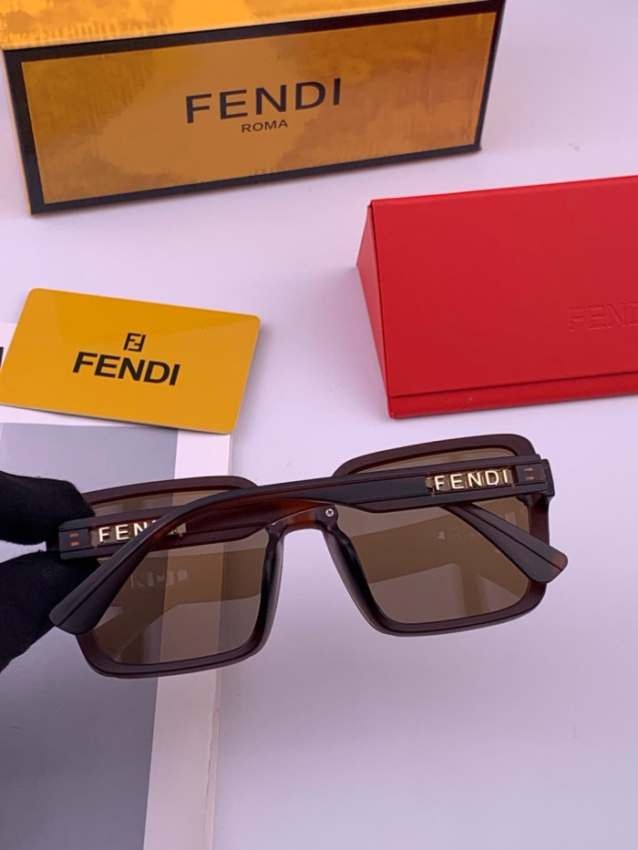 超奇跡の入荷☆ フェンディ n級品 2026SS サングラス