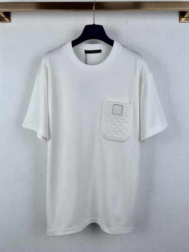 入手困難 ルイヴィトン コピー 2026SS ポケット立体ジャカード半袖Tシャツ