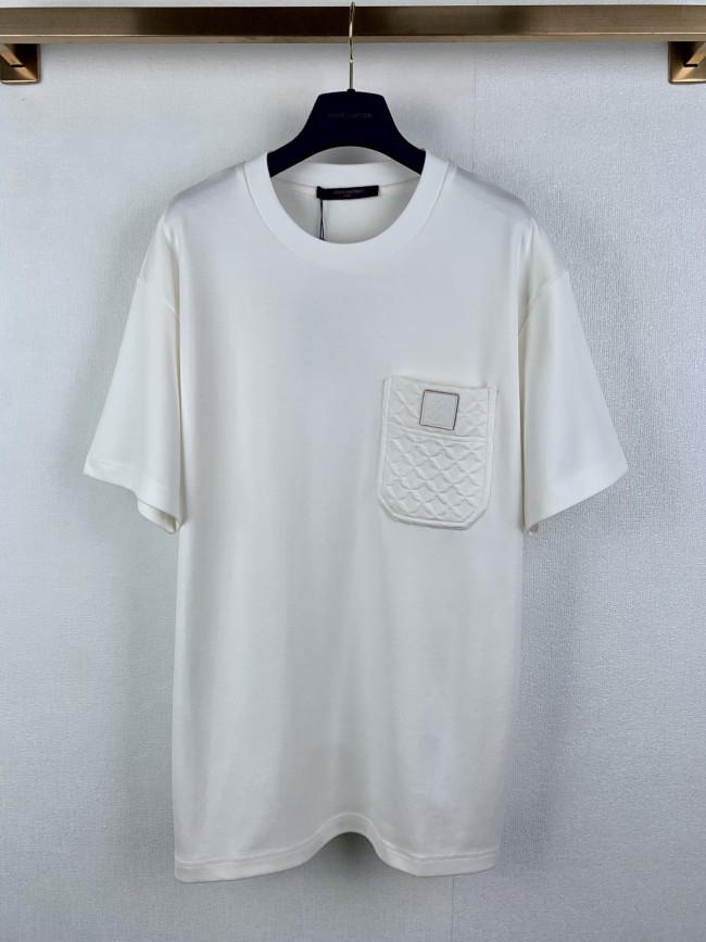 入手困難 ルイヴィトン コピー 2026SS ポケット立体ジャカード半袖Tシャツ