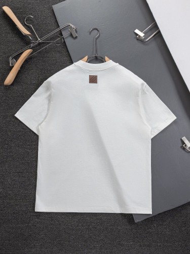 累積売上総額第１位！ルイヴィトン スーパーコピー 2026SS 刺繍ラウンドネック半袖Tシャツ