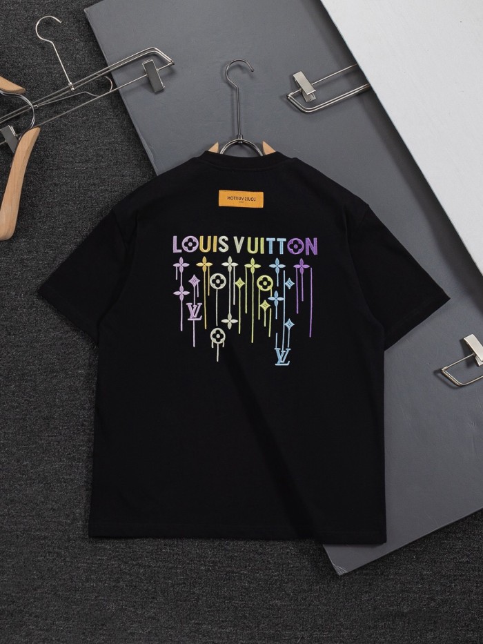 入手困難 ルイヴィトン スーパーコピー 2026SS 刺繍ラウンドネック半袖Tシャツ