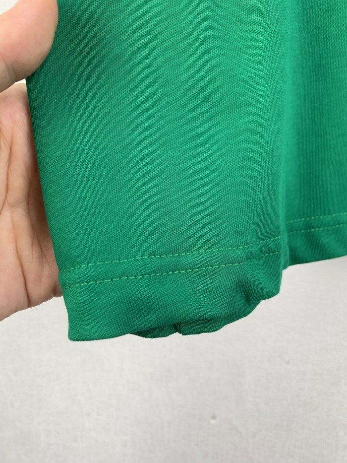 一目惚れ♪ ルイヴィトン 激安通販 2026SS エンボス刺繍半袖Tシャツ