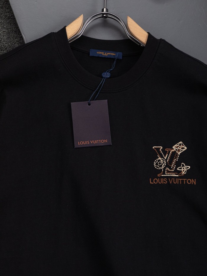 超奇跡の入荷☆ ルイヴィトン 偽物通販 2026SS 刺繍ラウンドネック半袖Tシャツ