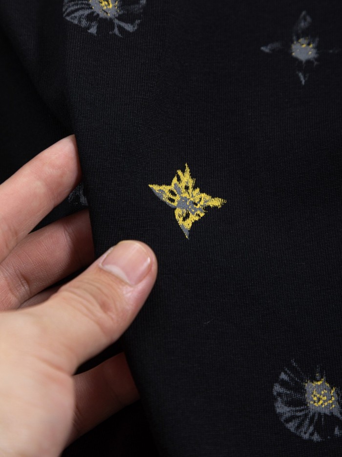 大人気 ルイヴィトン 偽物通販 2026SS 刺繍ラウンドネック半袖Tシャツ