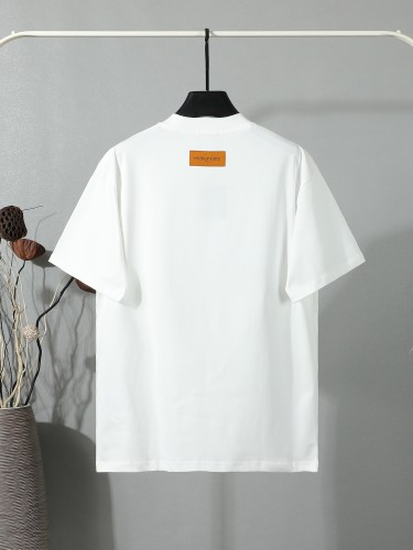 超奇跡の入荷☆ ルイヴィトン コピー 2026SS 半袖Tシャツ