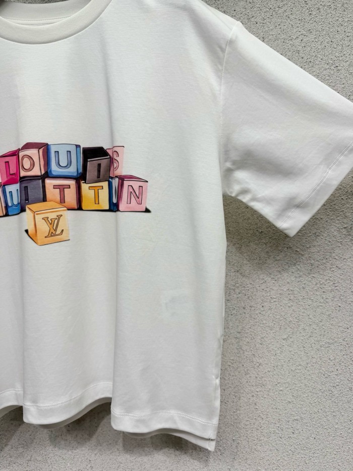 超奇跡の入荷☆ ルイヴィトン n級品 2026SS 半袖Tシャツ