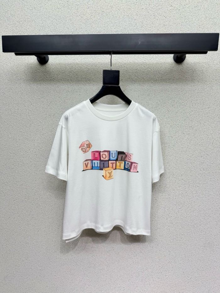 超奇跡の入荷☆ ルイヴィトン n級品 2026SS 半袖Tシャツ