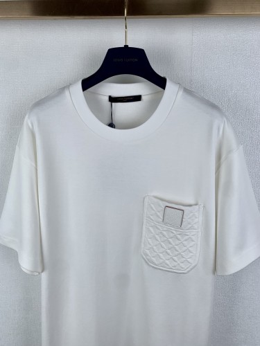 入手困難 ルイヴィトン コピー 2026SS ポケット立体ジャカード半袖Tシャツ