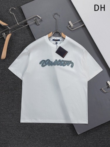 超奇跡の入荷☆ ルイヴィトン 激安通販 2026SS 刺繍ラウンドネック半袖Tシャツ