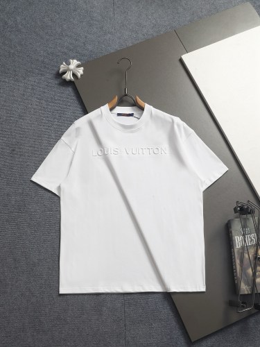 一目惚れ♪ ルイヴィトン 偽物通販 2026SS立体浮雕プレスロゴの凹凸丸首Tシャツ