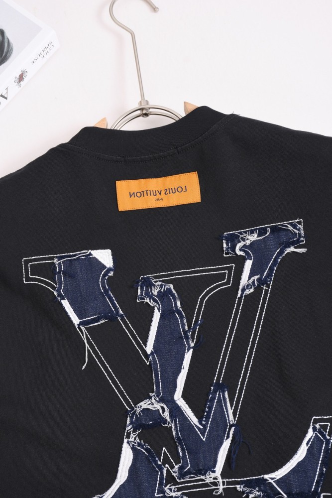 大人気 ルイヴィトン 激安通販 2026SS クルーネック半袖Tシャツ