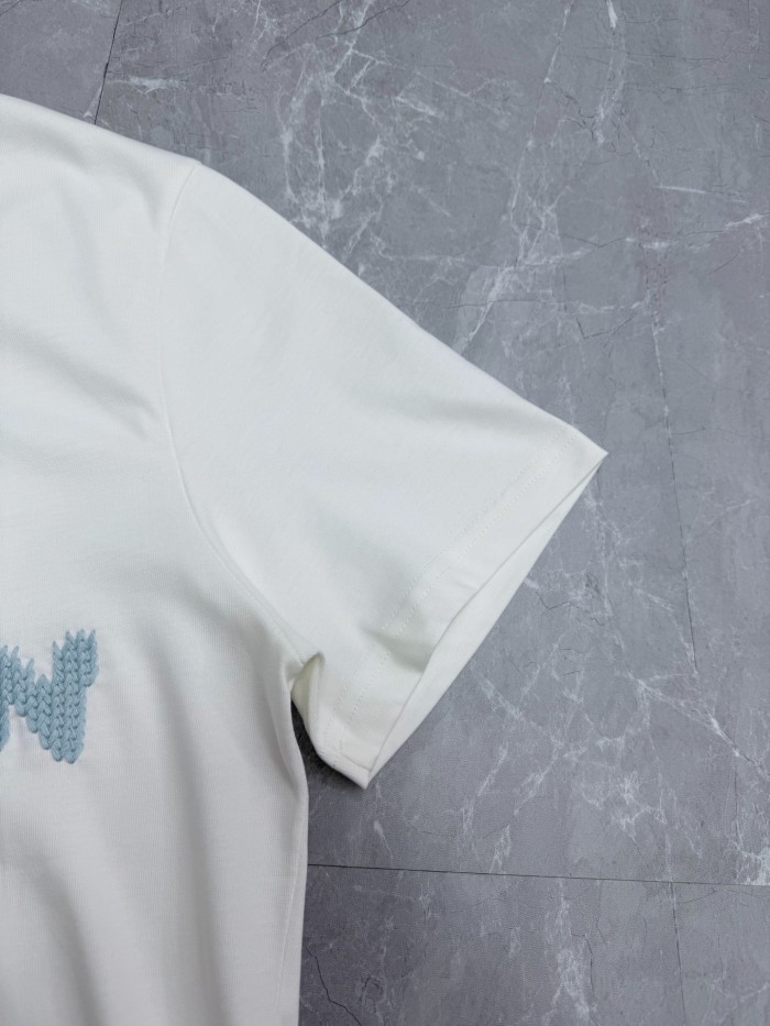 稀少 ルイヴィトン スーパーコピー 2026SS 刺繍Tシャツ