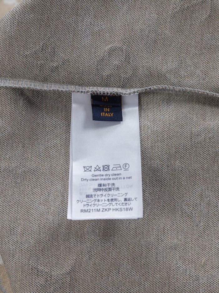 【限定】 ルイヴィトン コピー 2026SS 老花満印ロゴ丸首半袖Tシャツ