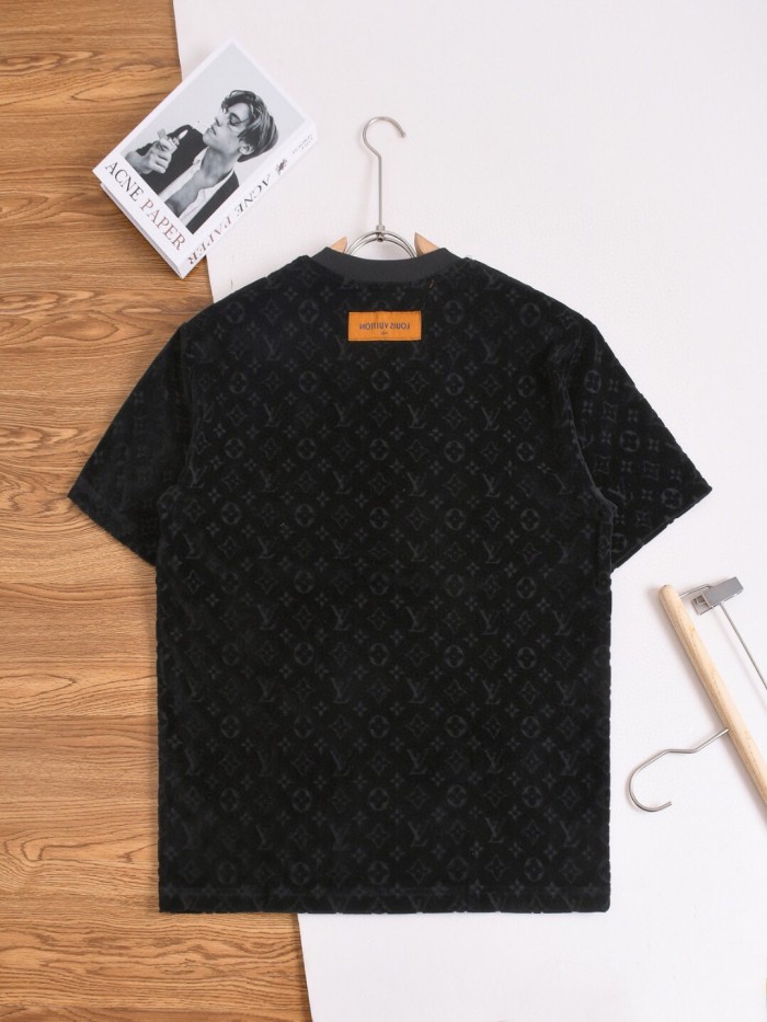 ★超人気 ルイヴィトン n級品 2026SS 刺繍柄ラウンドネック半袖Tシャツ