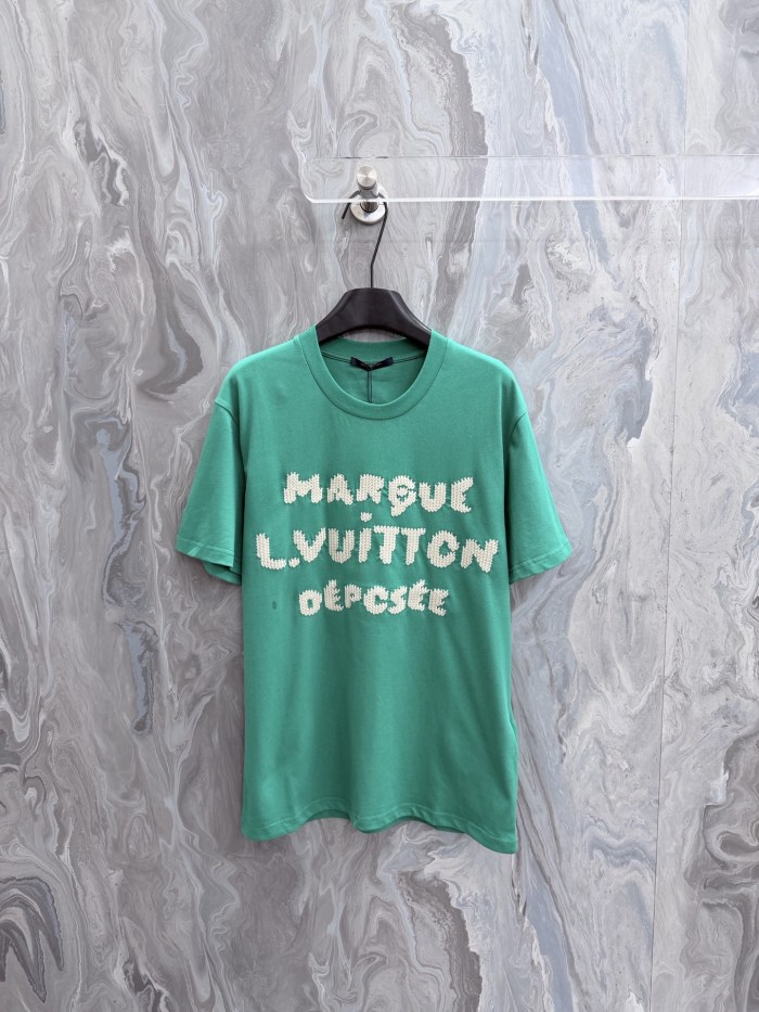 【限定】ルイヴィトン n級品 2026SS 刺繍Tシャツ