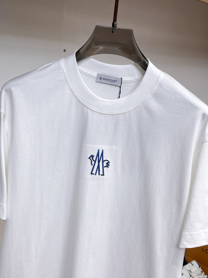 【話題商品！】モンクレール コピー の2026SS 半袖クルーネックTシャツ
