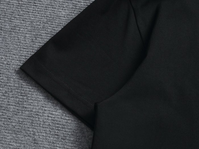 稀少 モンクレール コピー の2026SS アルファベットロゴ刺繍半袖Tシャツ