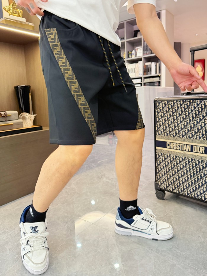 超奇跡の入荷☆ フェンディ 偽物通販 の2026SSメンズカジュアルパンツ、