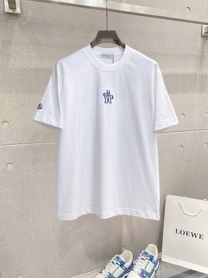 【話題商品！】モンクレール コピー の2026SS 半袖クルーネックTシャツ