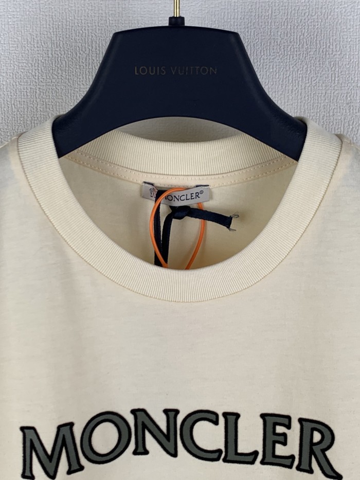 【話題商品！】モンクレール 偽物通販 の2026SS プリント半袖Tシャツ